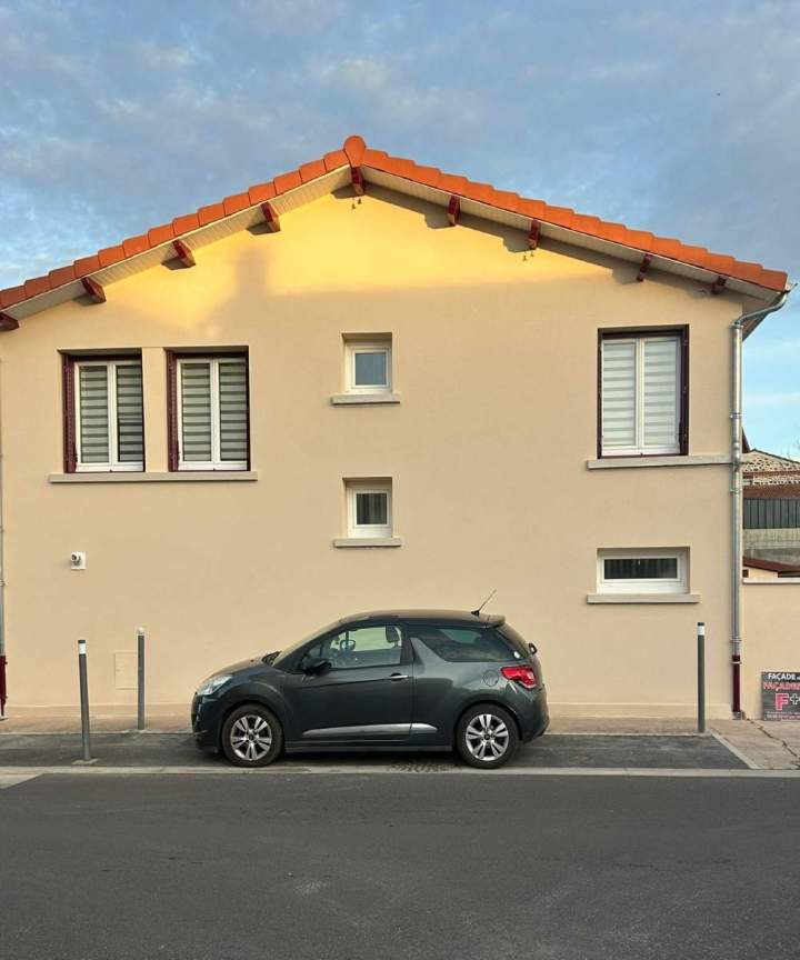 Mur extérieur en enduit La Roche-Blanche