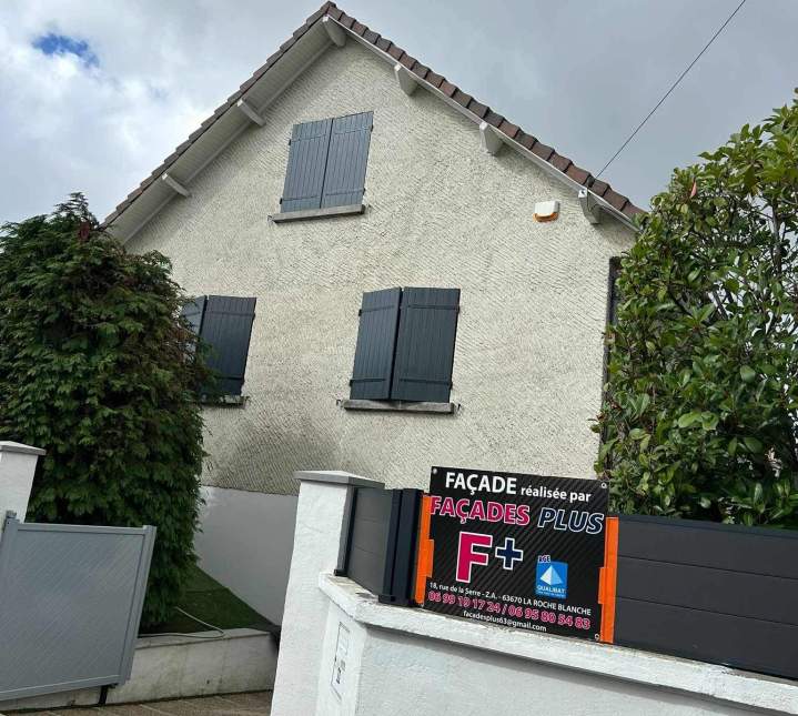 Restauration complète de vos murs pour un rendu impeccable.